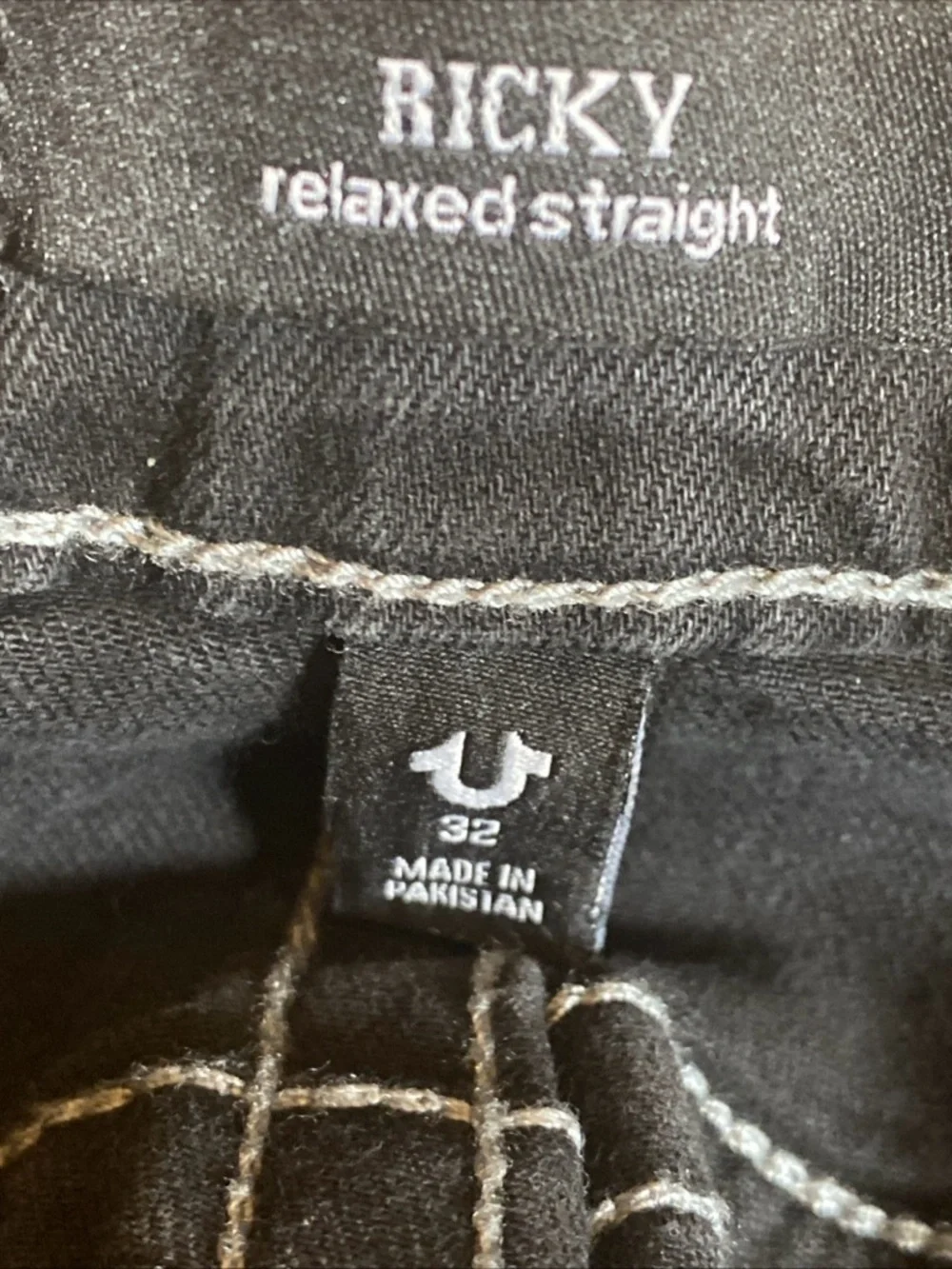 True Religion “RICKY” Relaxed‎ Straight Jeans Men’s Sz 32 Blk/pink MSRP $159 NWT